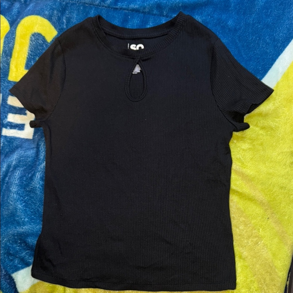SO Black Ribbed Top with Keyhole